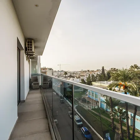 Fam Glam Comfort Апартаменты Ларнака