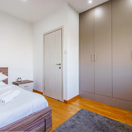 Апартаменты Fam Glam Comfort